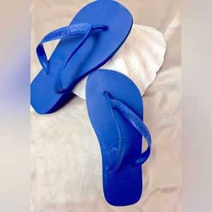 Havaianas blue flip flops